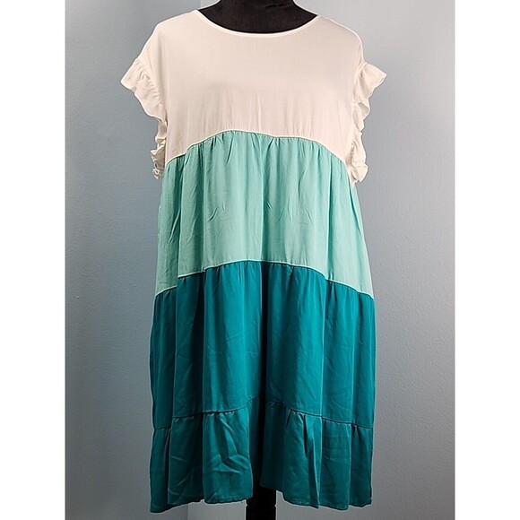 Chicsoul Womans 1X Tiered Dress Knee Length Boho Short Sleeve Empire Waist - Picture 1 of 16